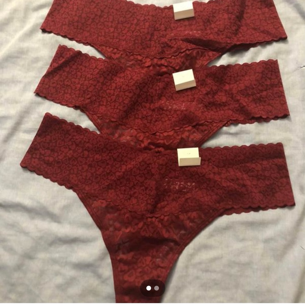 Auden Thongs size X14